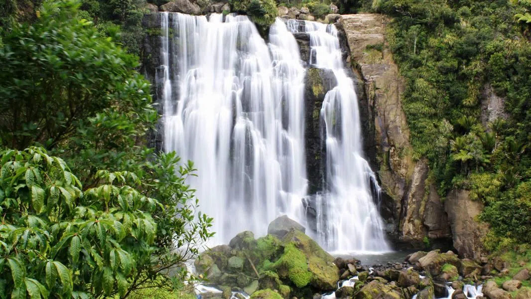 Marokopa Falls, Auckland