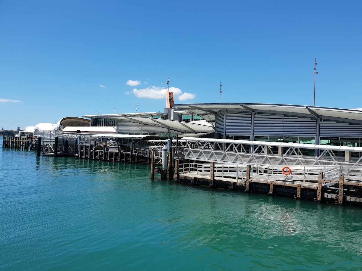 Auckland Ferry Building — photo 3