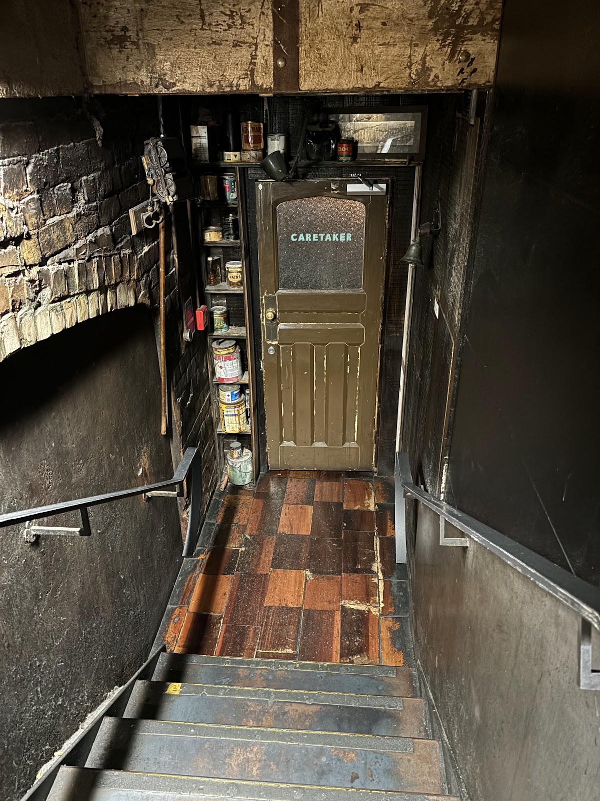 Caretaker — photo 2