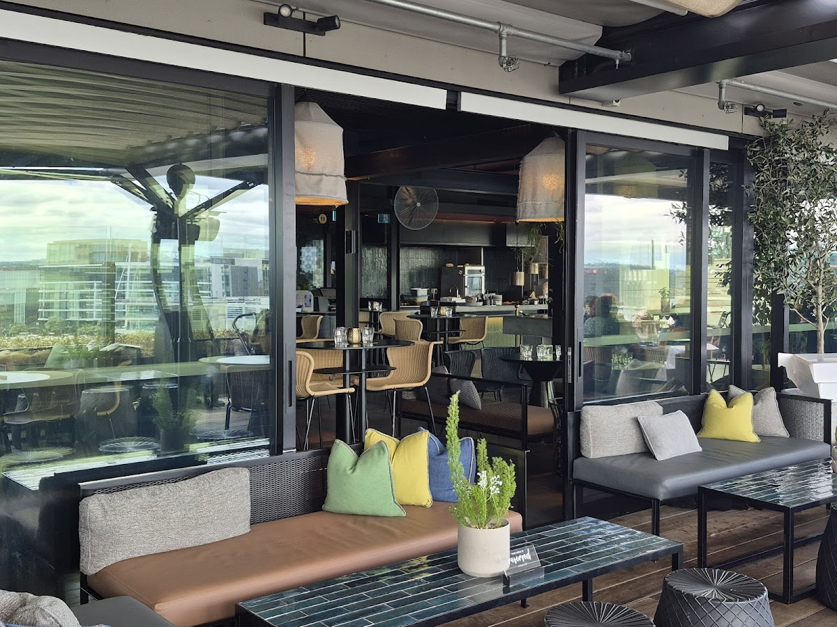 Rooftop at QT — photo 3
