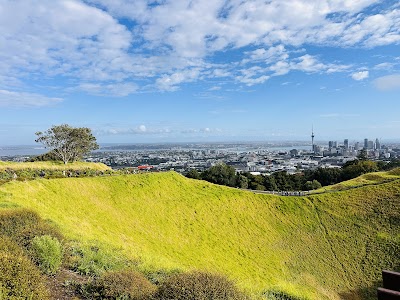 Walking up Maungawhau (Mount Eden)