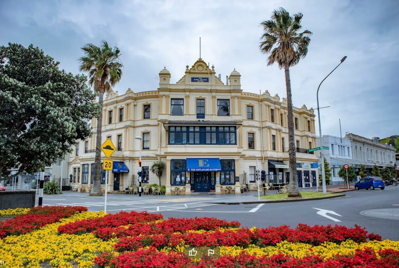 Esplanade Hotel, Auckland